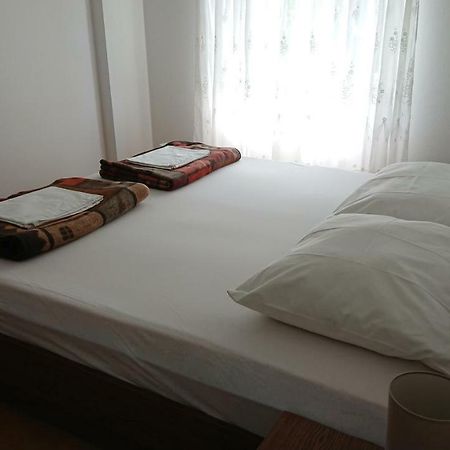 Apartman Kursar Srima Exteriör bild