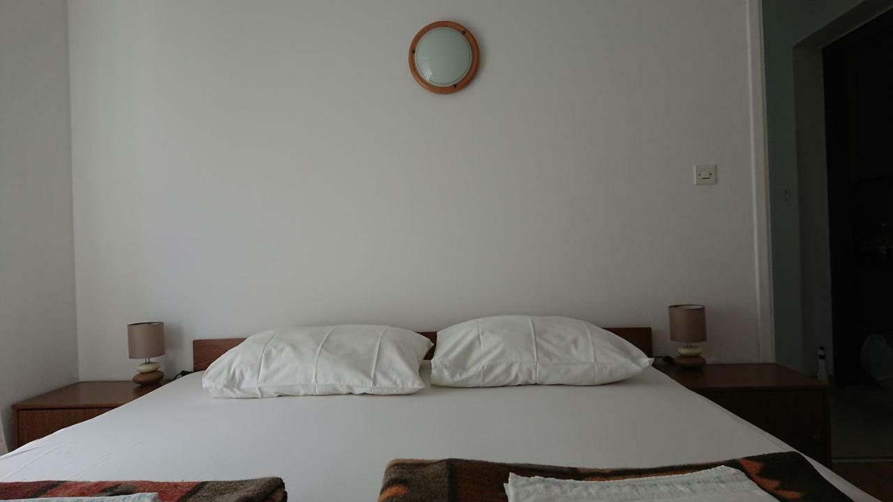 Apartman Kursar Srima Exteriör bild