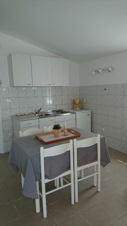 Apartman Kursar Srima Exteriör bild